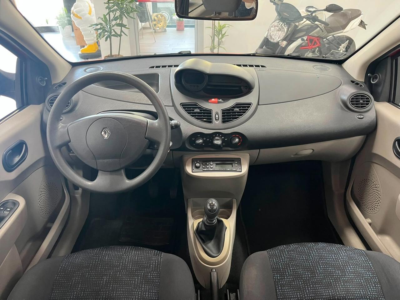 Renault Twingo 1.2 60cv