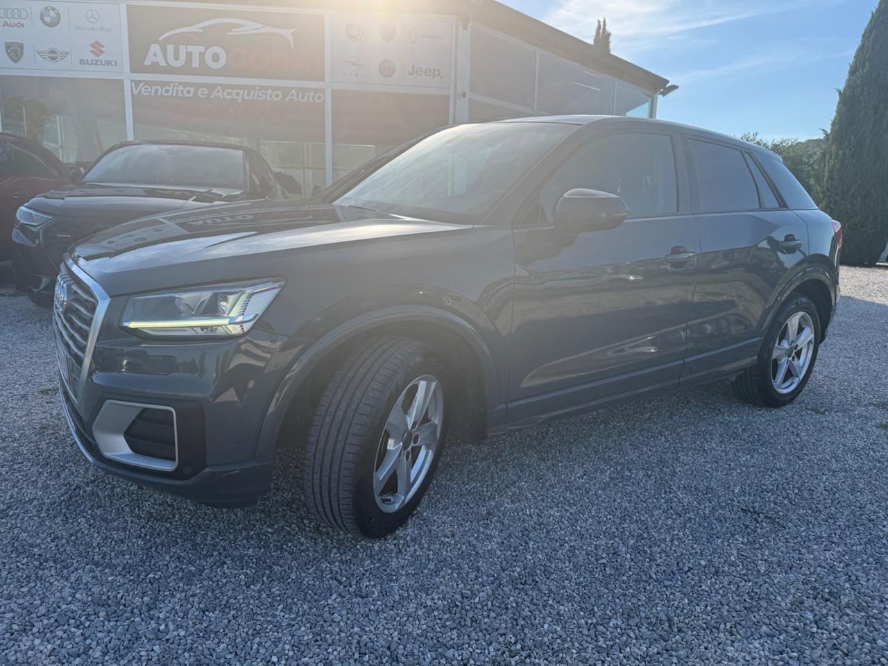 Audi Q2 30 TDI S tronic Identity Black