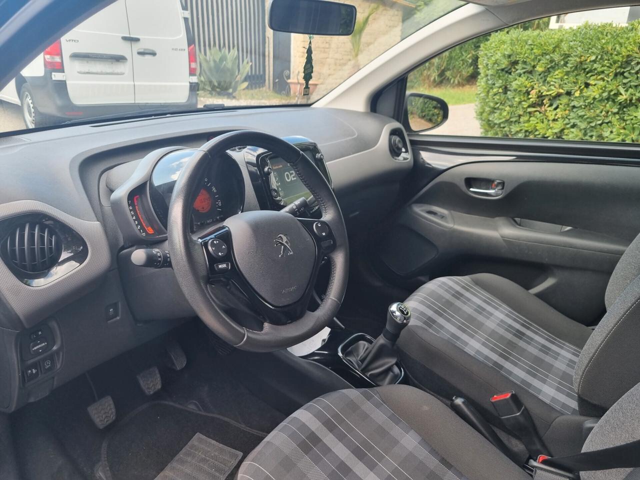 Peugeot 108 VTi 72 S&S 5 porte Allure TOP Cabrio