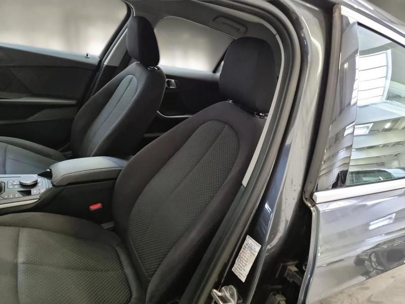 BMW 116 BUSINESS ADVANTAGE 5 PORTE BERLINA