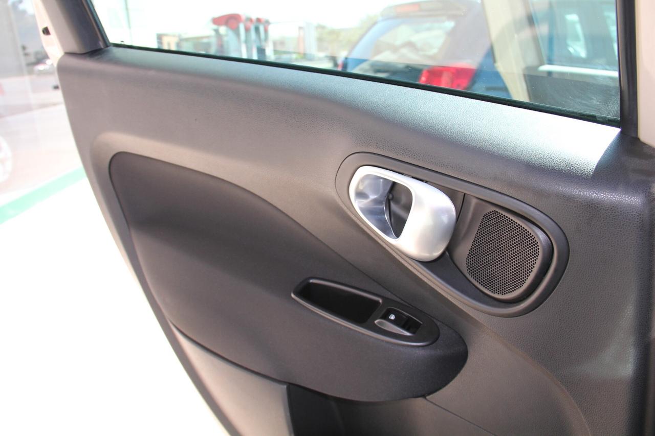 Fiat 500L Living 1.3 Multijet 85 CV Dualogic Lounge