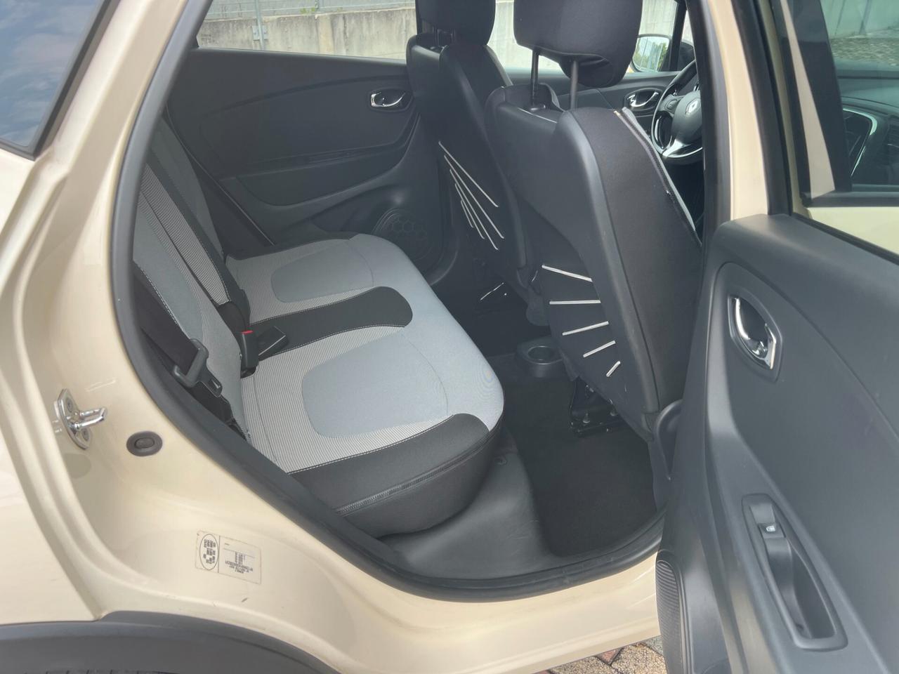 Renault Captur 1.2 TCe 120 CV EDC Energy R-Link TUA CON ZERO ANTICIPO