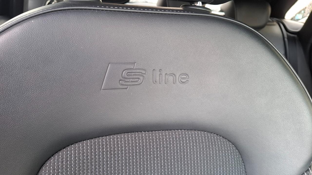 Q3 2.0 TDI 150 CV Sline