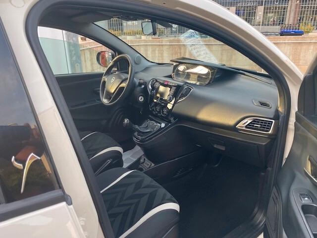 Lancia Ypsilon 1.3 MJT 16V 95 CV 5 porte S&S Gold 2018