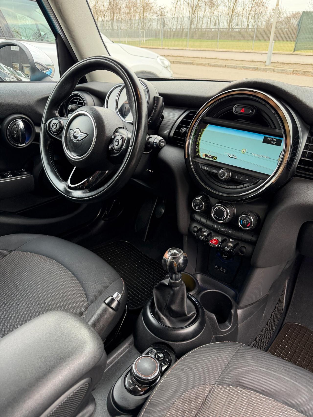 Mini 1.5 Cooper D Business XL