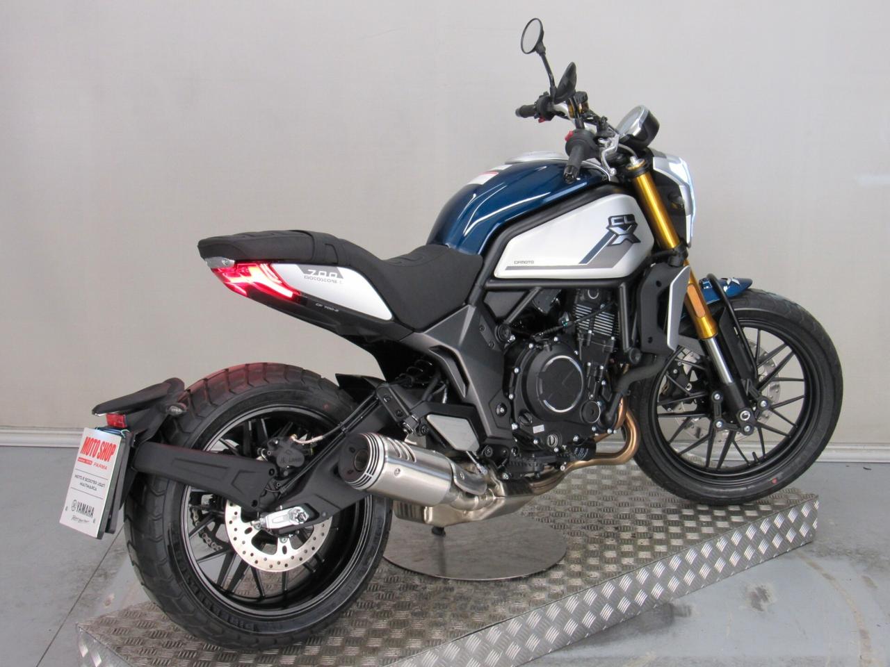 Cf Moto 700CL-X ABS HERITAGE