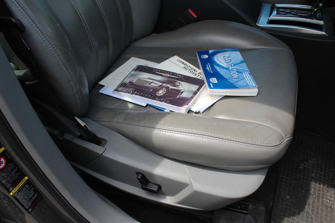 Chrysler 300C 3.0 V6 CRD berlina