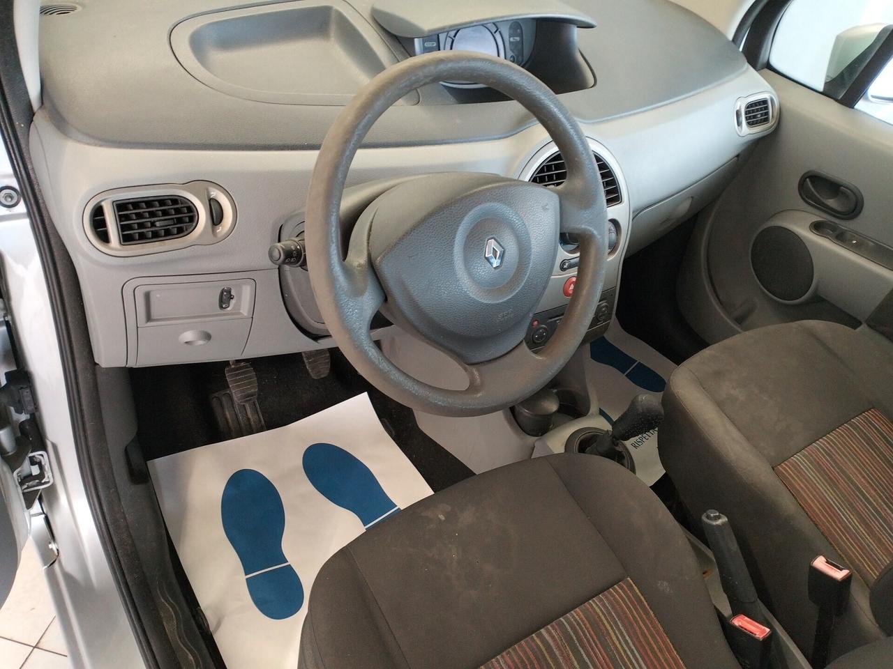 Renault Modus 1.2 16V Dynamique - OPEATORI DEL SETTORE - NEOPATENTATO