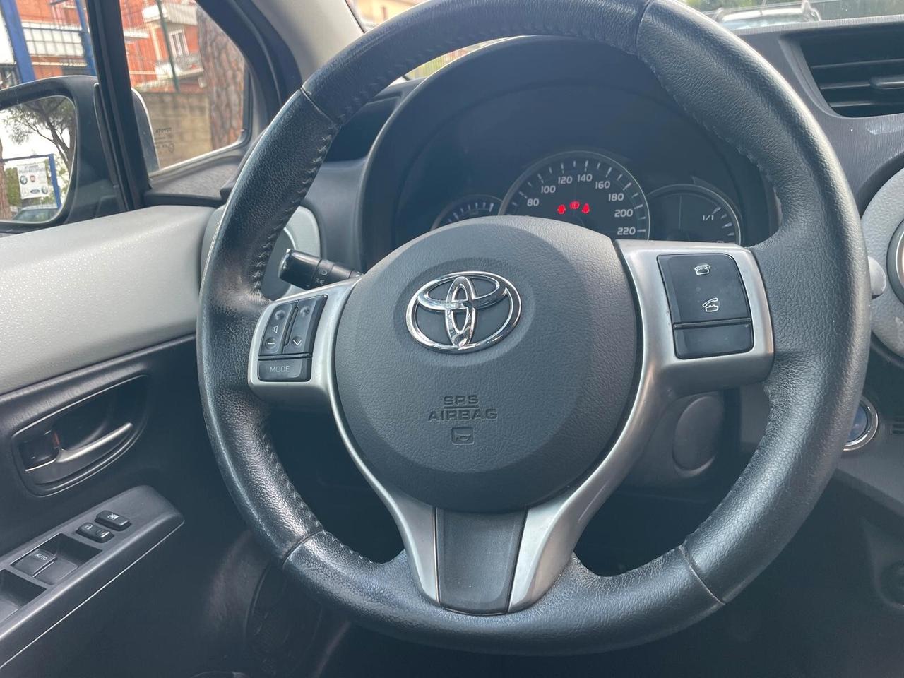 Toyota Yaris 1.5 Hybrid 5 porte Lounge Più