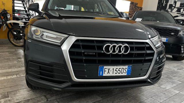 AUDI Q5 35 TDI quattro S tronic Business Sport