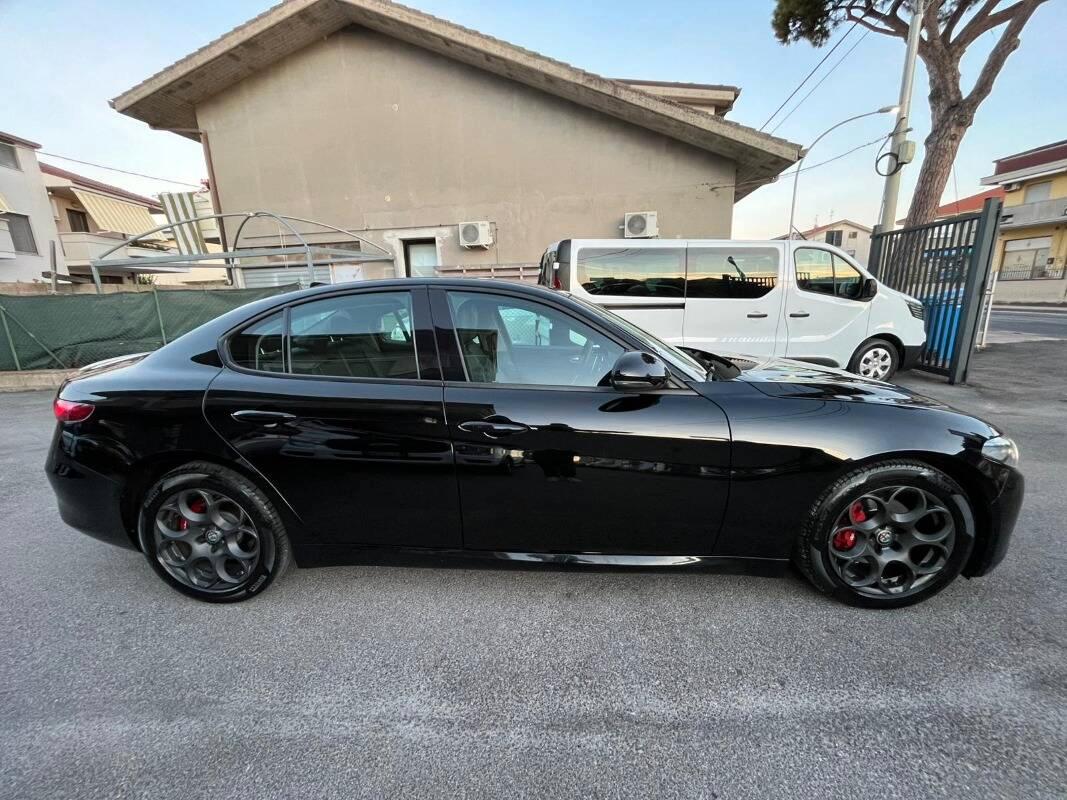 Alfa Romeo Giulia 2.2 t Super 180cv auto