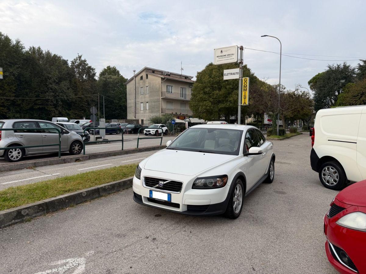 VOLVO - C30 - 1.6 D DRIVe Kinetic #TAGLIANDICERTIFICATI