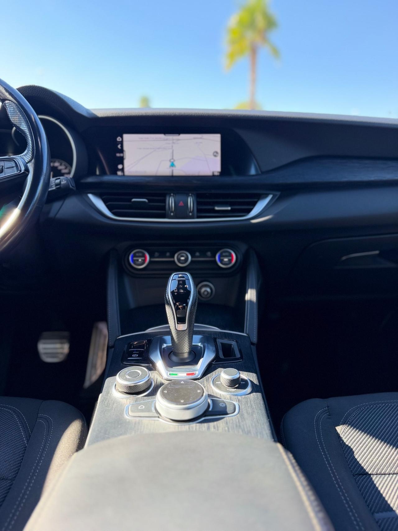 Alfa Romeo Stelvio 2.2 Turbodiesel 190 CV AT8 Q4 Business