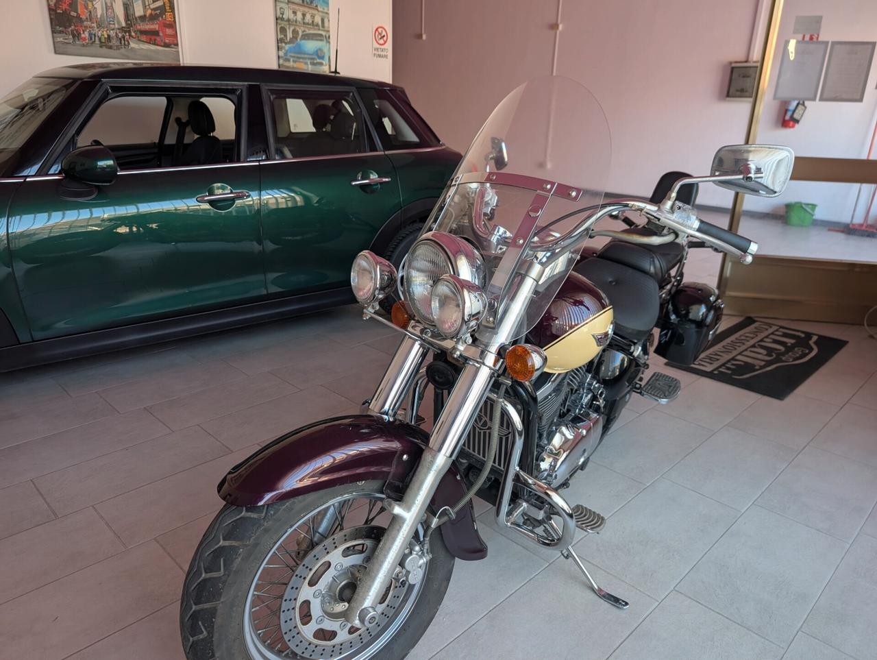 Kawasaki VN 800