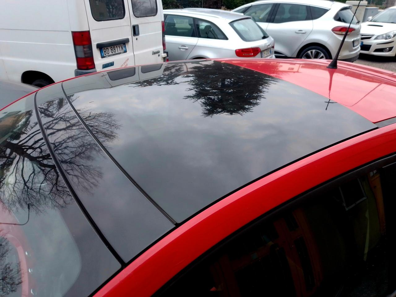 Fiat 500 LIMITED EDITION FERRARI NUMERATA N°140/200