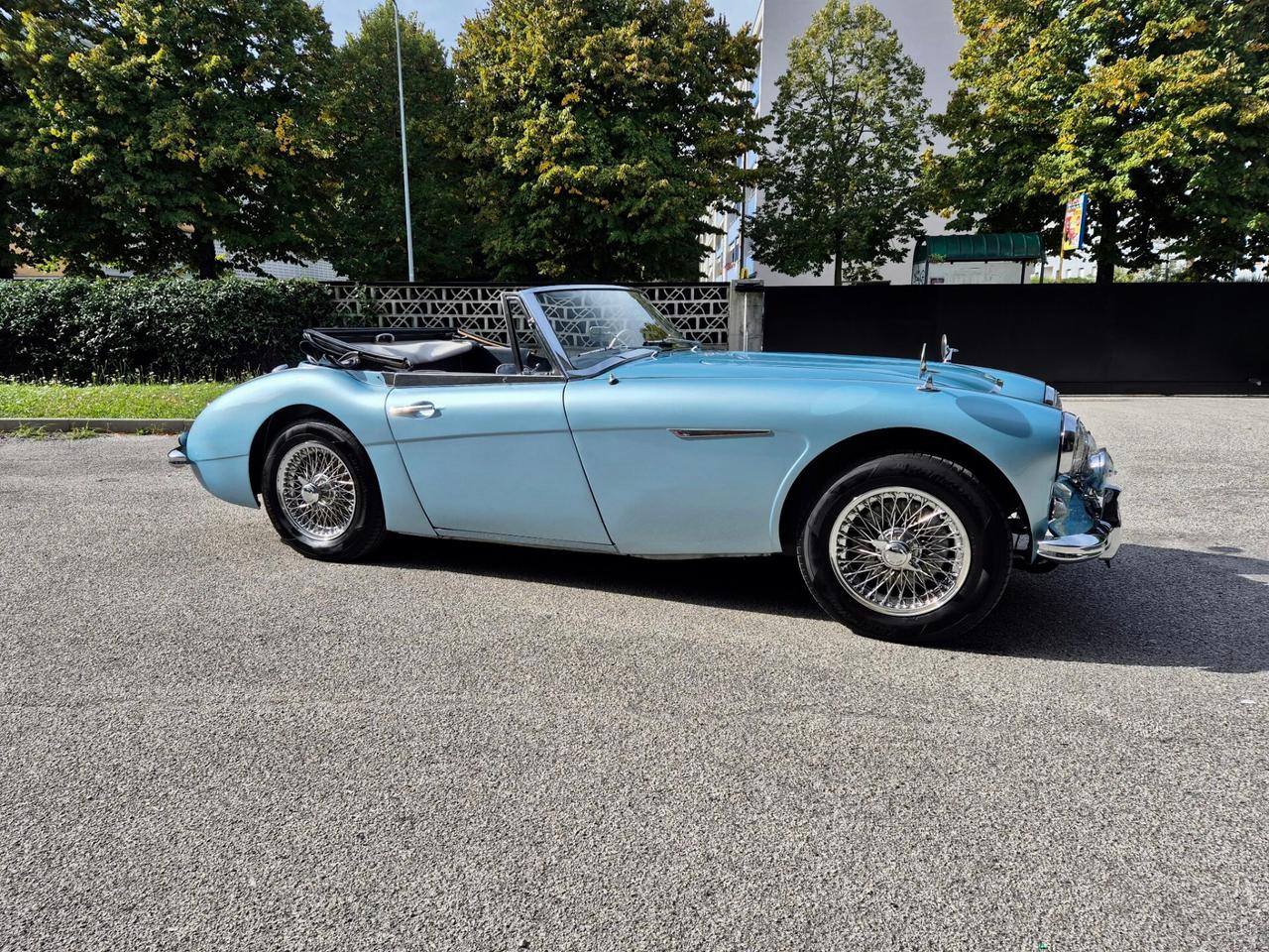 Austin Healey MKII 3000