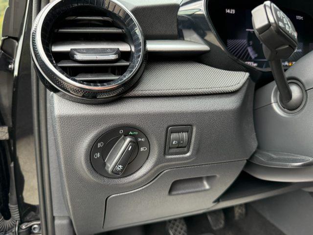 SKODA Fabia 1.0 MPI Selection DAB+ Smartlink Bluetooth