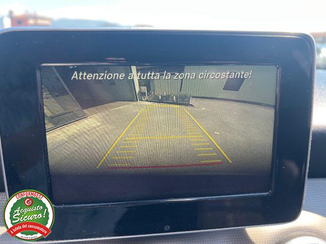 MERCEDES-BENZ CLA 200 d Automatic Sport - BERLINA -