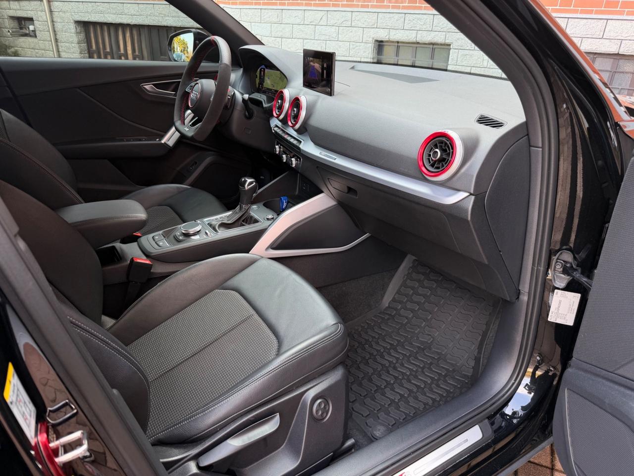 Audi Q2 30 TDI S tronic line Edition