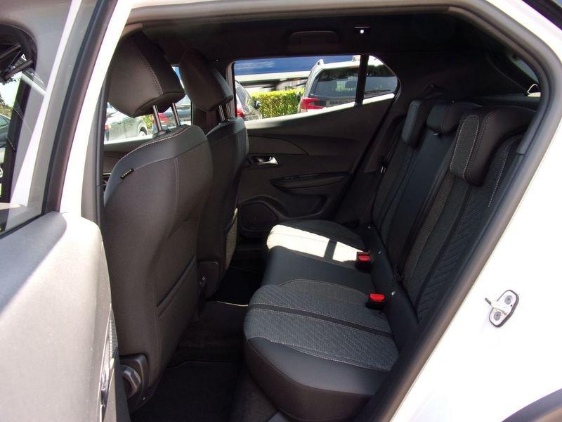 Peugeot 2008 Hybrid 136 e-DCS6 Allure