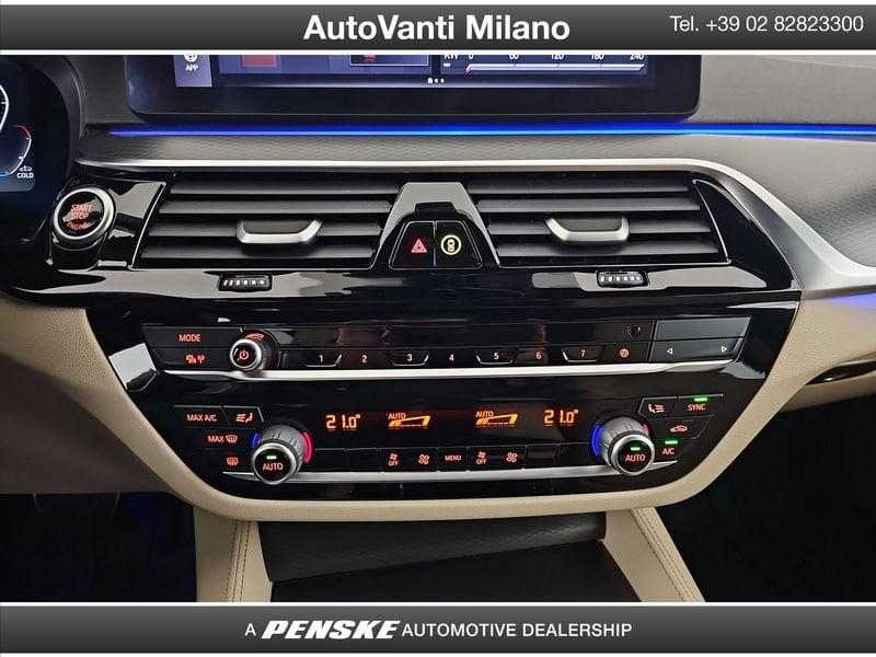 BMW Serie 5 530d 48V xDrive Touring Msport