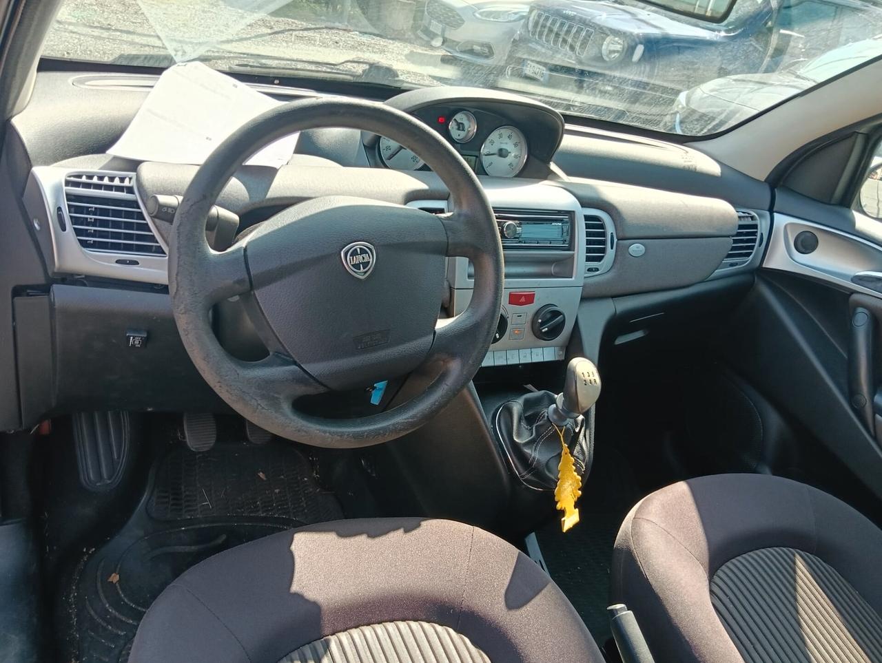 Lancia Ypsilon GPL ecochic