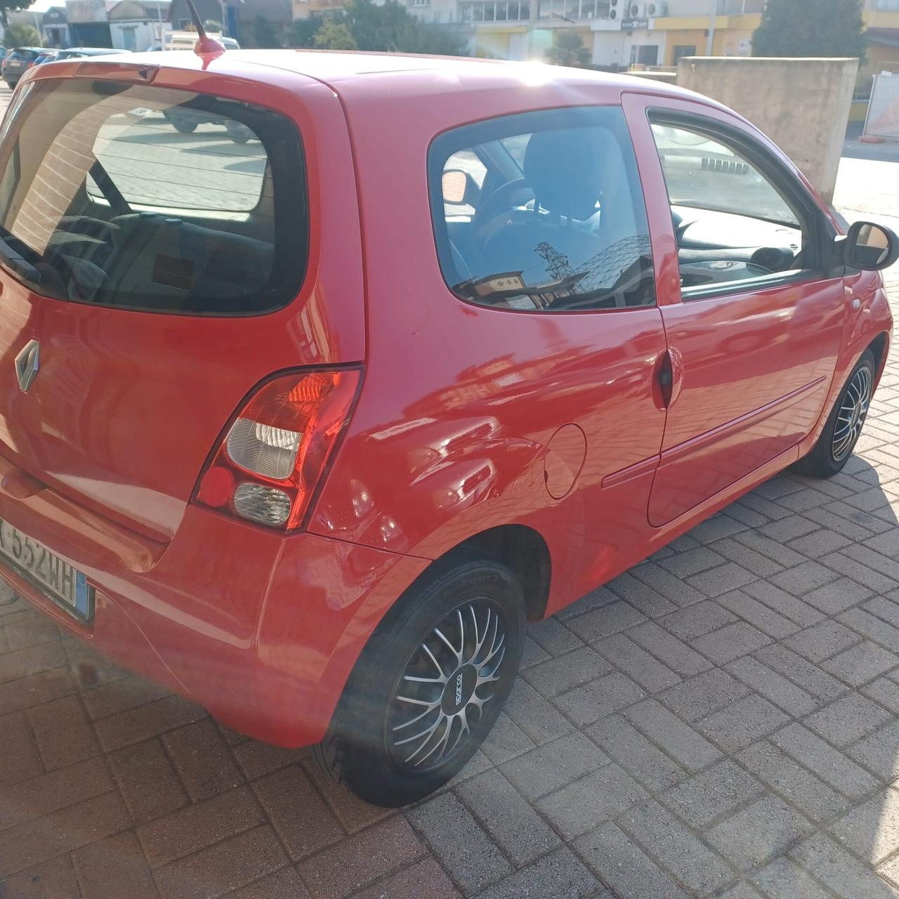 129.888KM PERFETTA TWINGO 1.2 NEOPATENTATI
