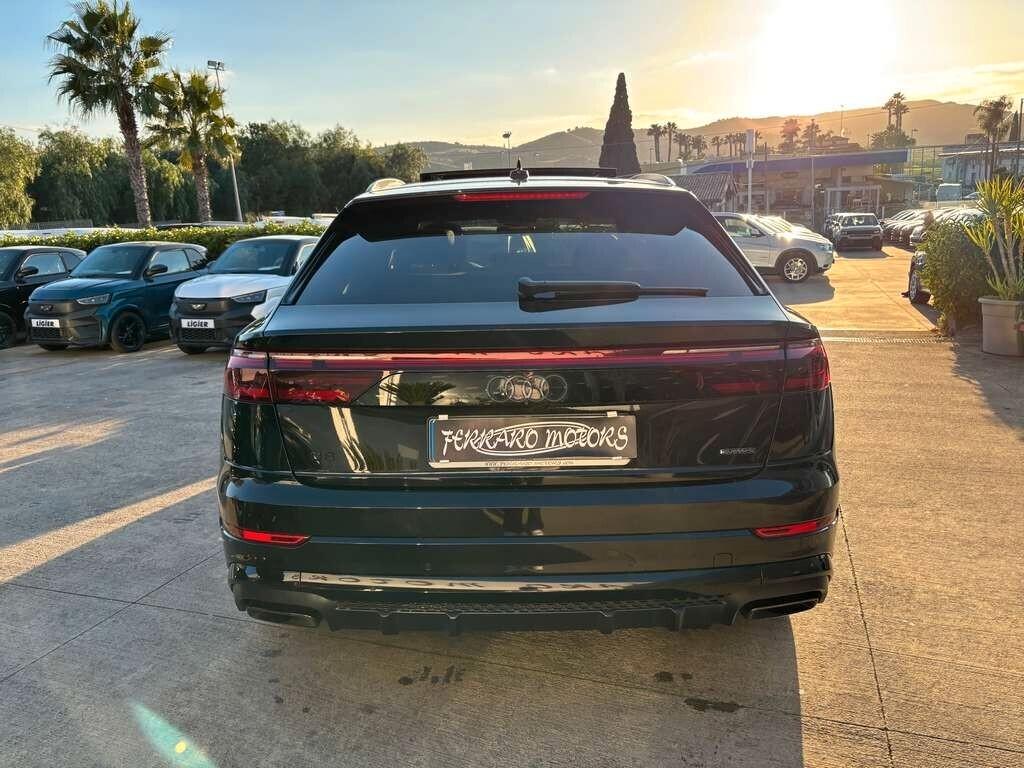 Audi Q8 S line esition 286 cv 2025/ 12.000 KM IVA ESPOSTA Tua a soli 849 Euro al mese