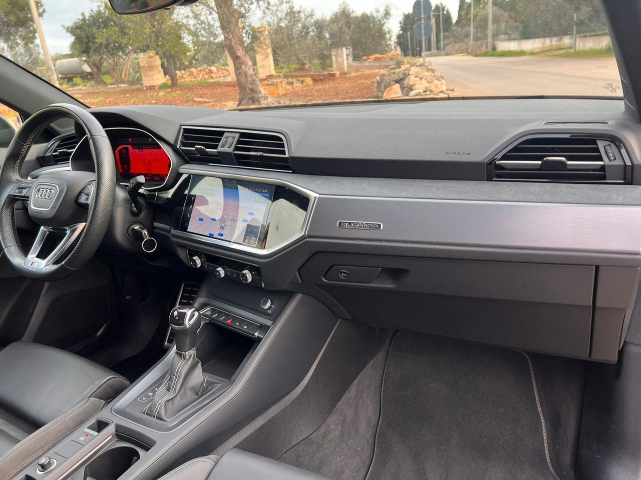 Audi Q3 40 TDI quattro S tronic line edition