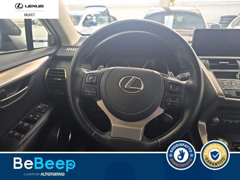 Lexus NX 300H 2.5 PREMIUM 4WD CVT
