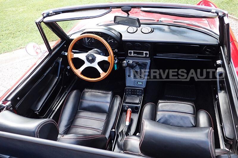 Alfa Romeo Spider Duetto 2.0 | Rosso interni neri