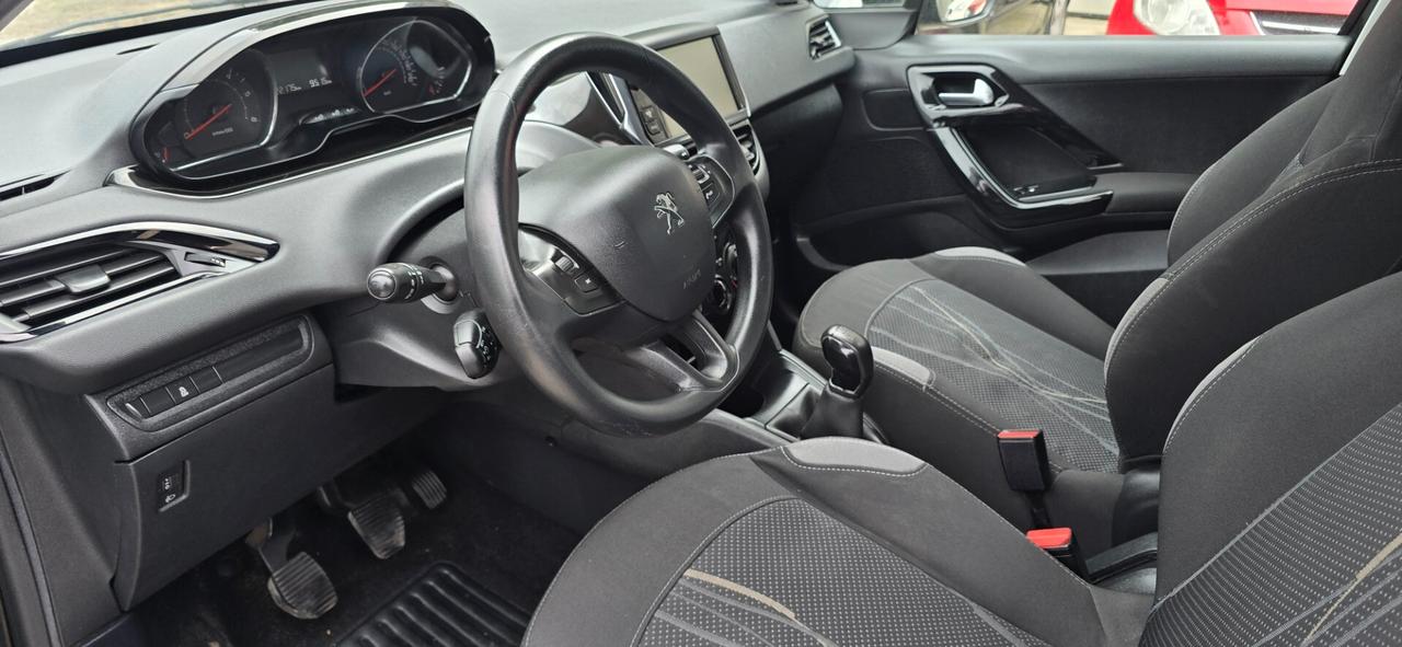Peugeot 208 1.4 HDi 68 CV 5 porte Access