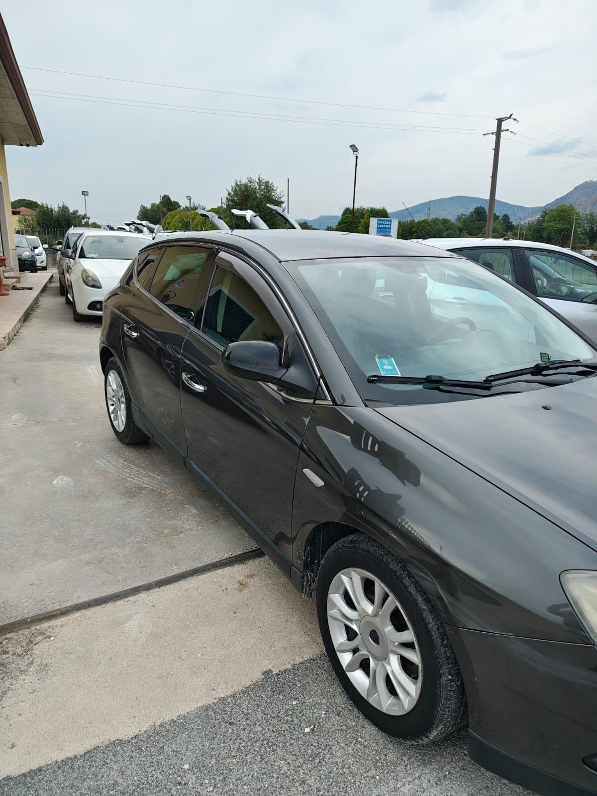 Lancia Delta 1.6 MJT cambio automatico garantita 12 mesi