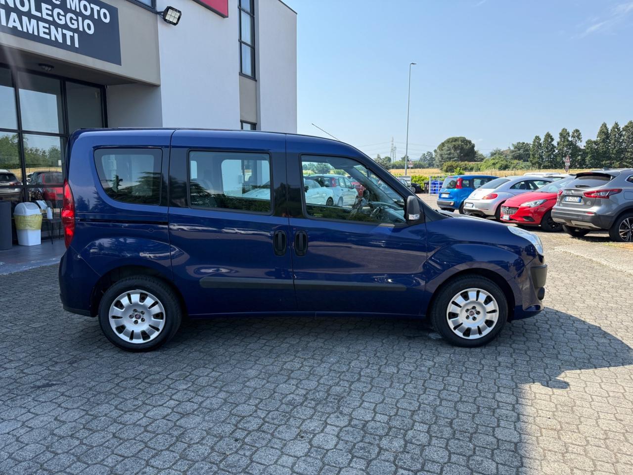 Fiat Doblò 1.4 T-Jet 16V Natural Power Dynamic