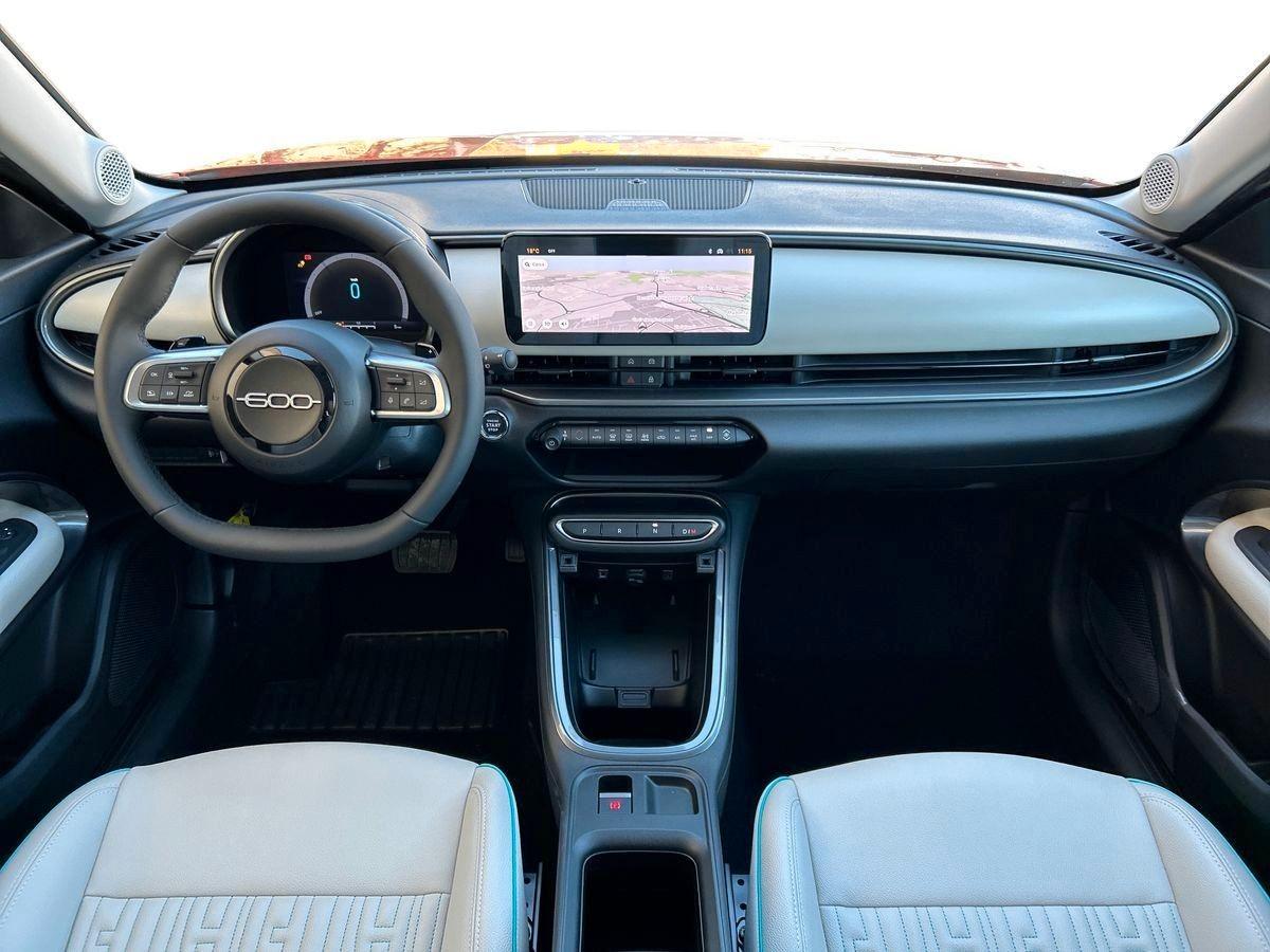 FIAT 600 Hybrid My25 La Prima Hybrid 100cv