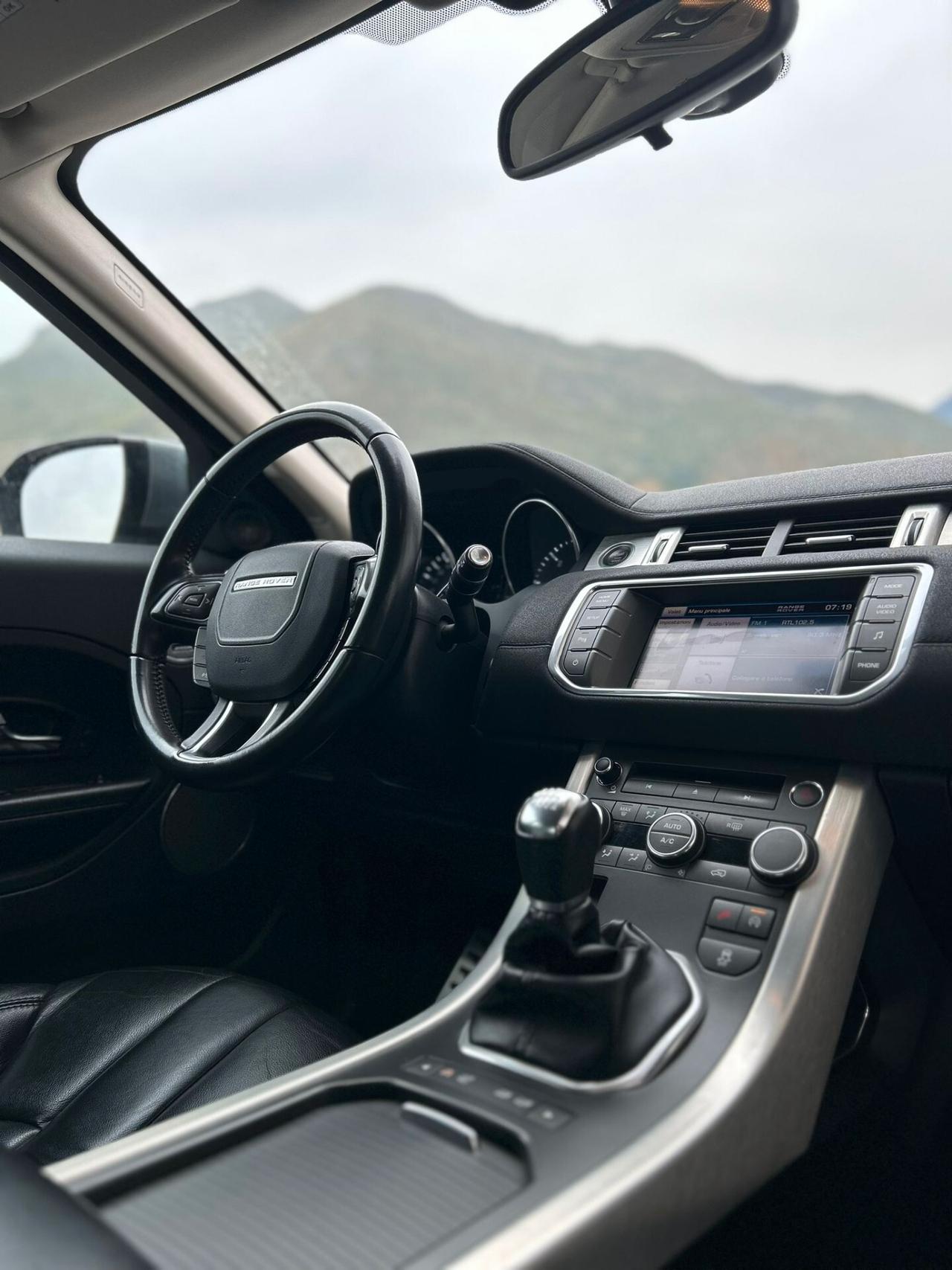 Land Rover Range Evoque 2.2 TD4 5p. Prestige