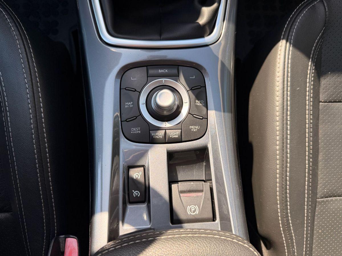 RENAULT - Laguna - 2.0 dCi 150CV 4Control