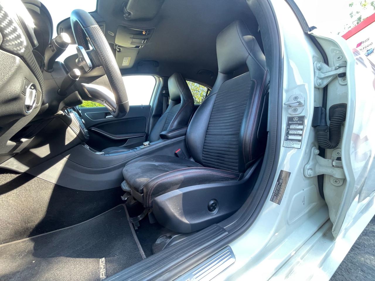 Mercedes Benz A200d Premium AMG Night 2.2 CDI 136cv