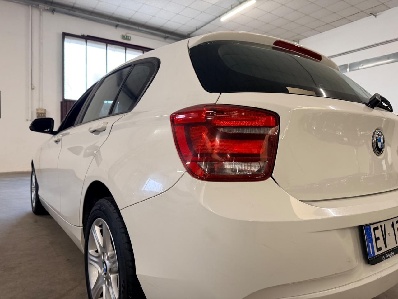 Bmw 114 114d 5p. Sport