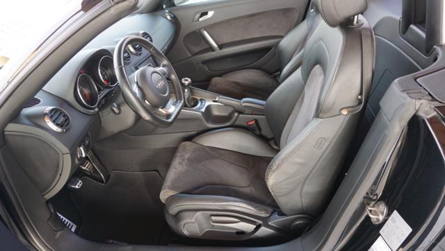AUDI TT Roadster 2.0 TFSI