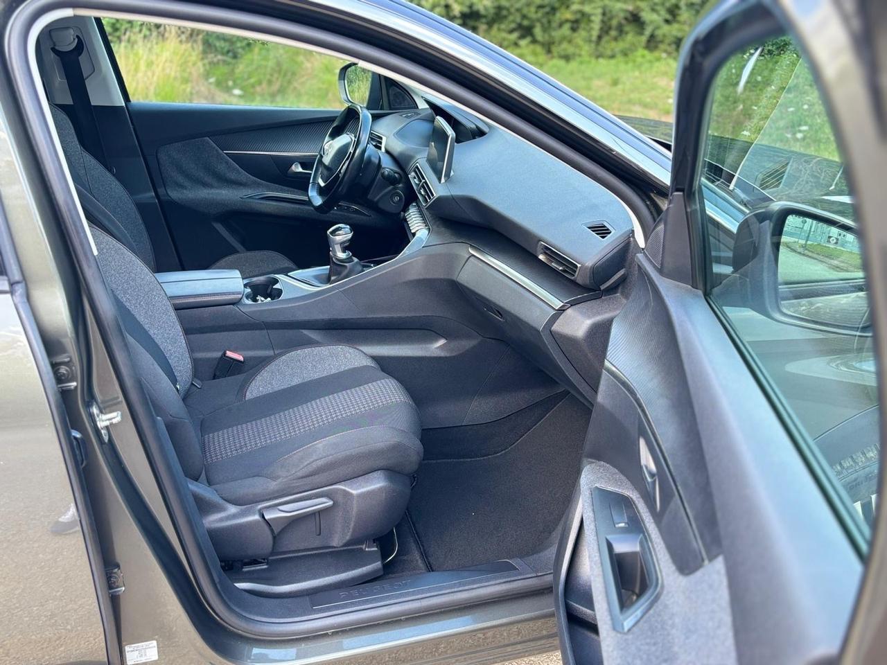 Peugeot 3008 BlueHDi 120 S&S Active