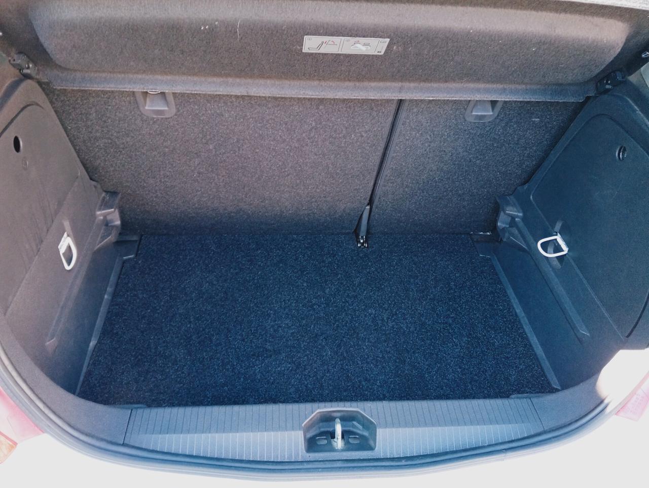 Opel Corsa 1.2 3 porte b-color