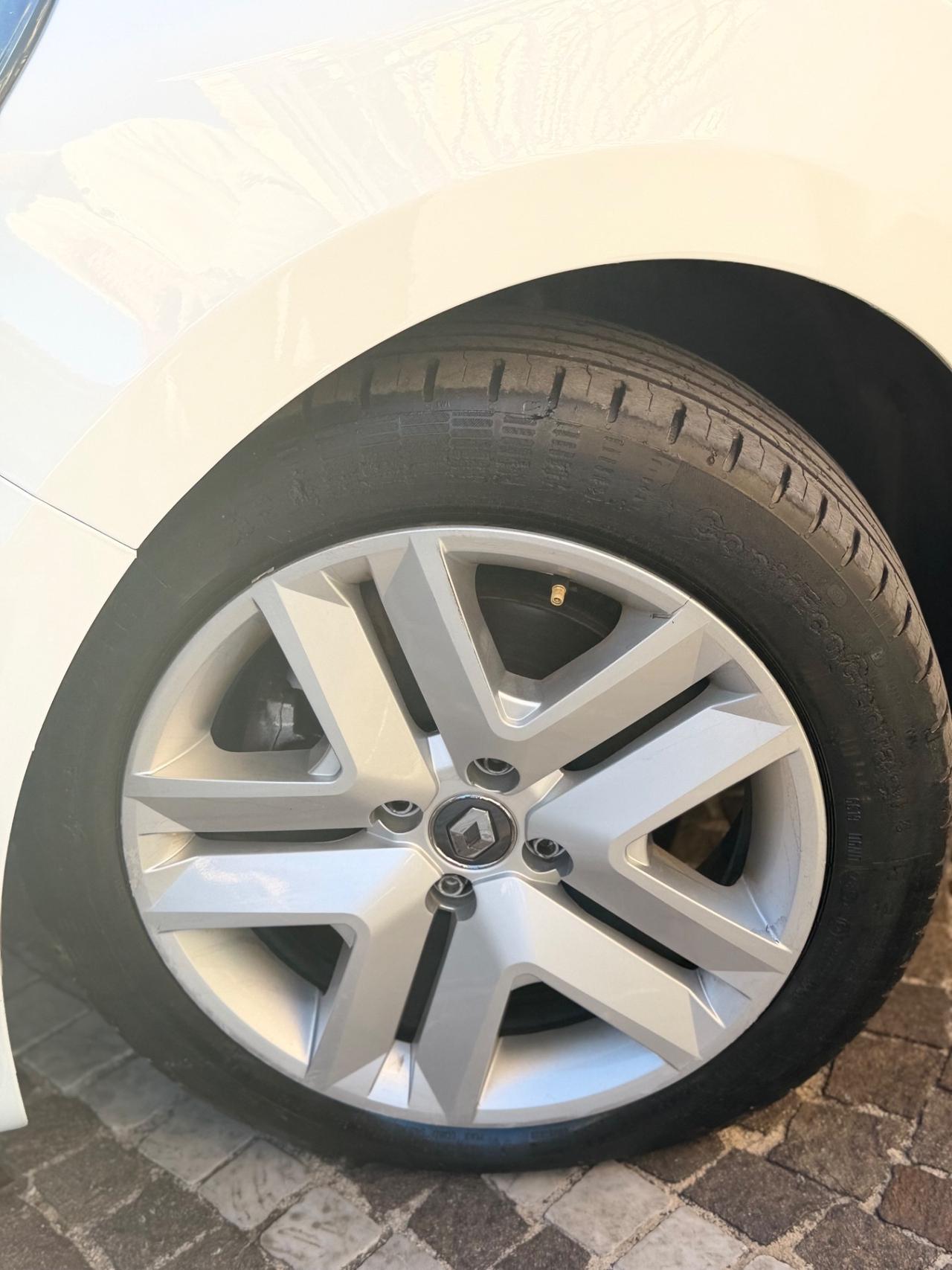 Renault Clio Blue Dci 100CV Evolution