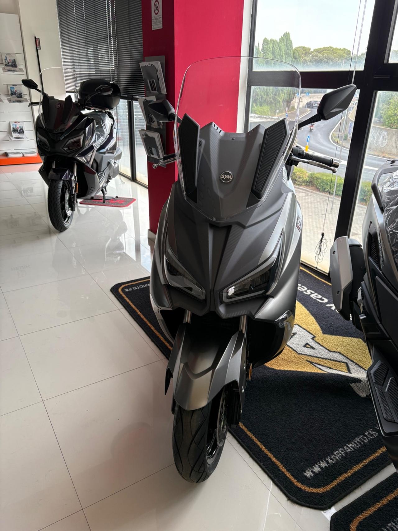 Sym Joymax 300