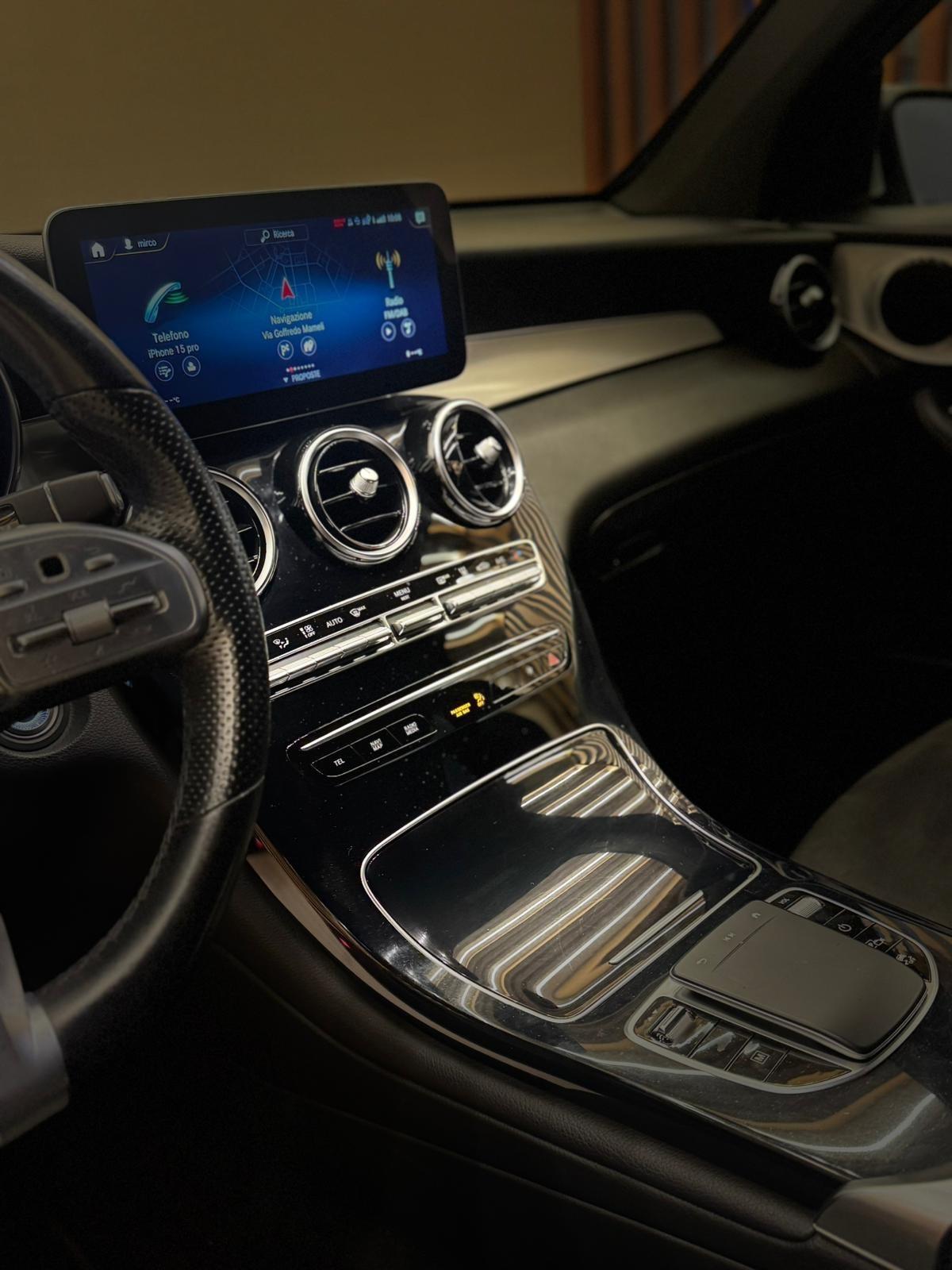 Mercedes-Benz GLC 250 4MATIC EXCLUSIVE AMG PERFECT GARANZIE PERMUTE