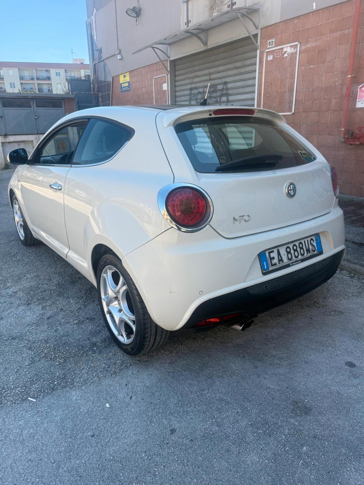 Alfa Romeo MiTo 1.4 T 120 CV GPL Distinctive Sport Pack