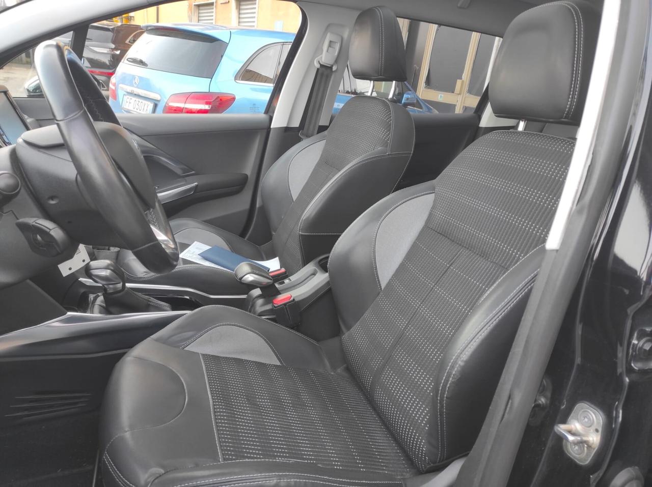 Peugeot 2008 1.6 VTi 120CV Allure