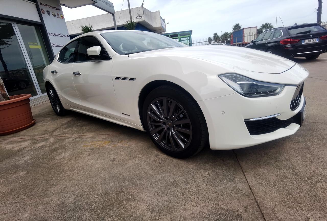 Maserati GHIBLI 3.0 V6 Diesel 275 CV GRANLUSSO