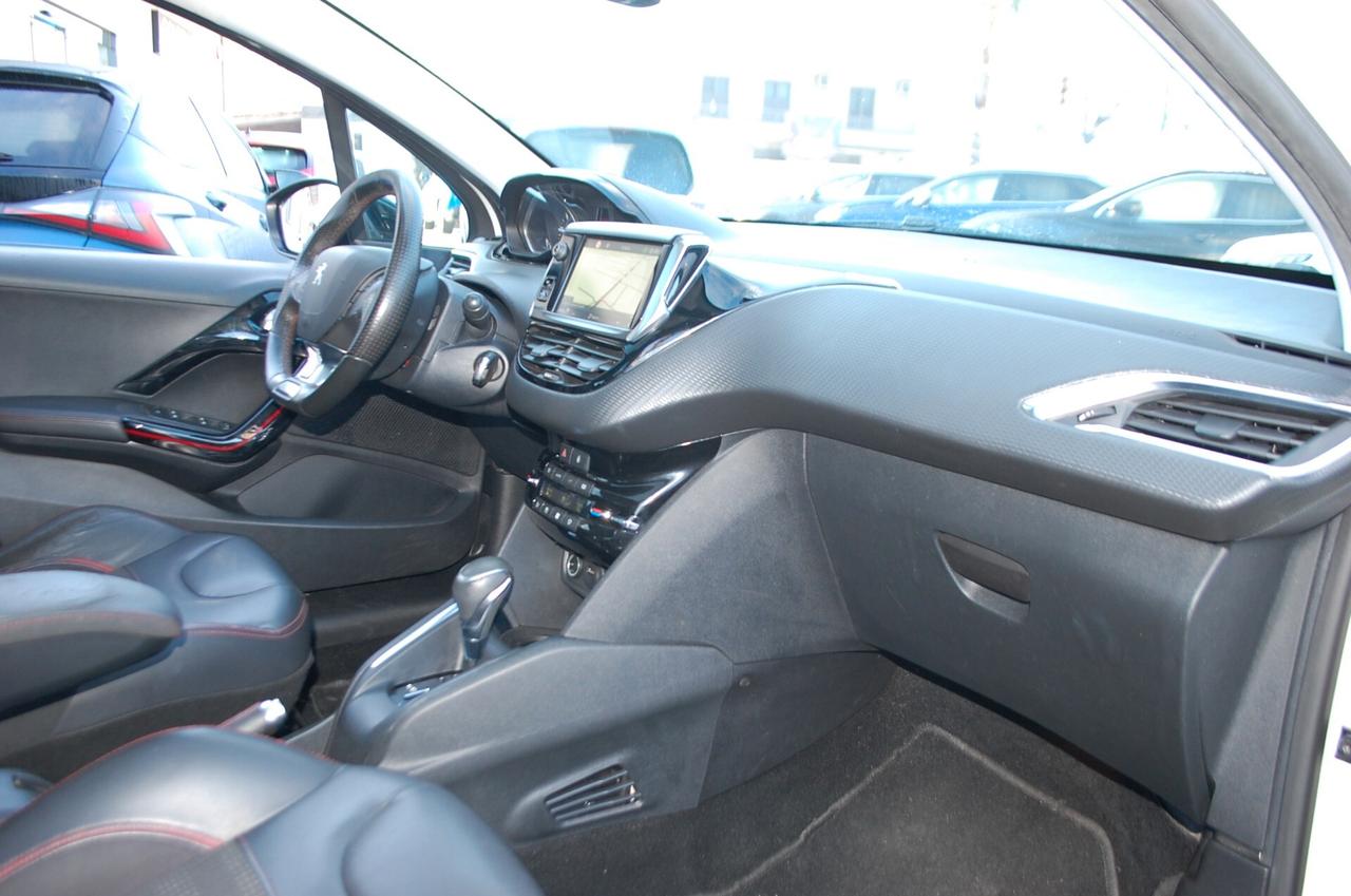 Peugeot 208 1.2 puretech 110CV EAT6 GT Line Uff Italy Navi USB