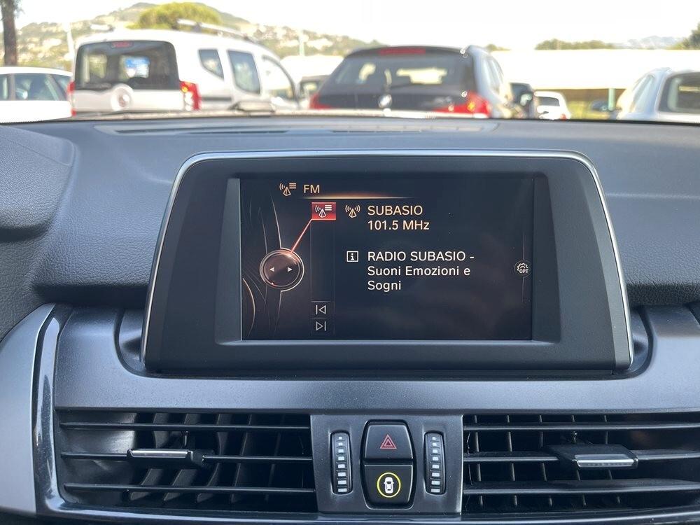 Bmw 216 216d Active Tourer Luxury NEO PATENTATI